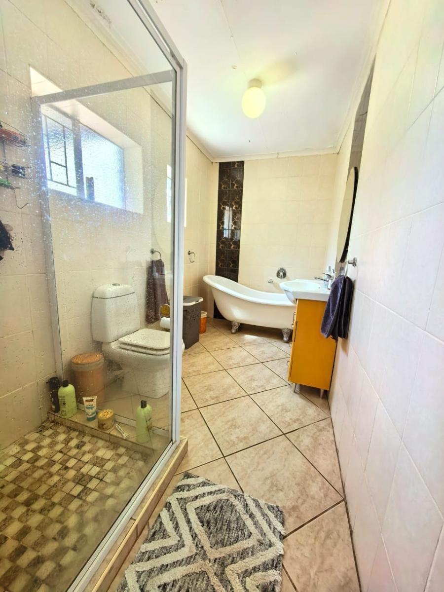 4 Bedroom Property for Sale in Vaalpark Free State